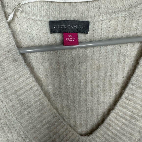 Vince Camuto Women’s Sweater Vest Size XS - Picture 2 of 8